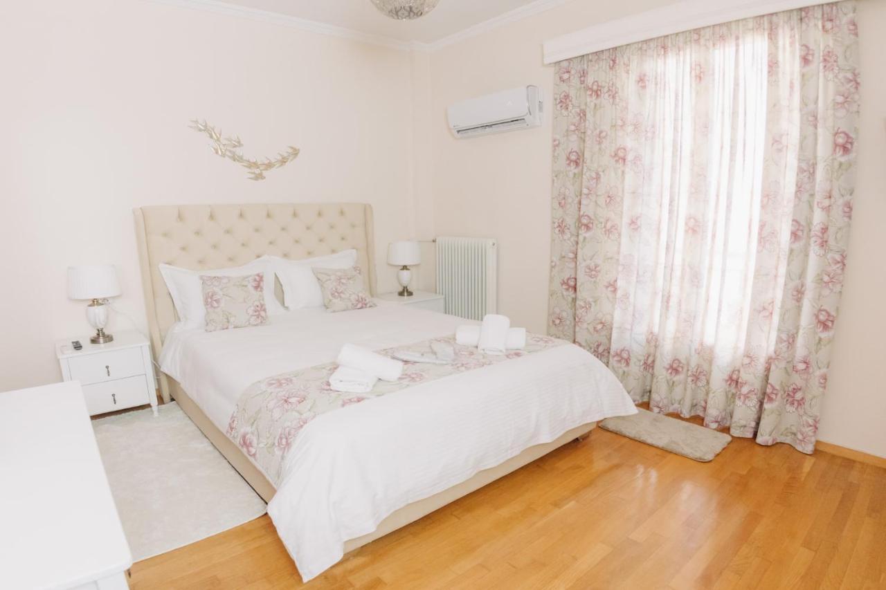 Best House, Psila Alonia Square Luxury, Patra Exterior photo